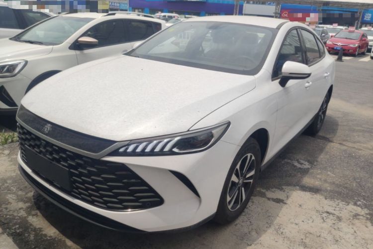 BYD Qin Plus 2025 — фото 1