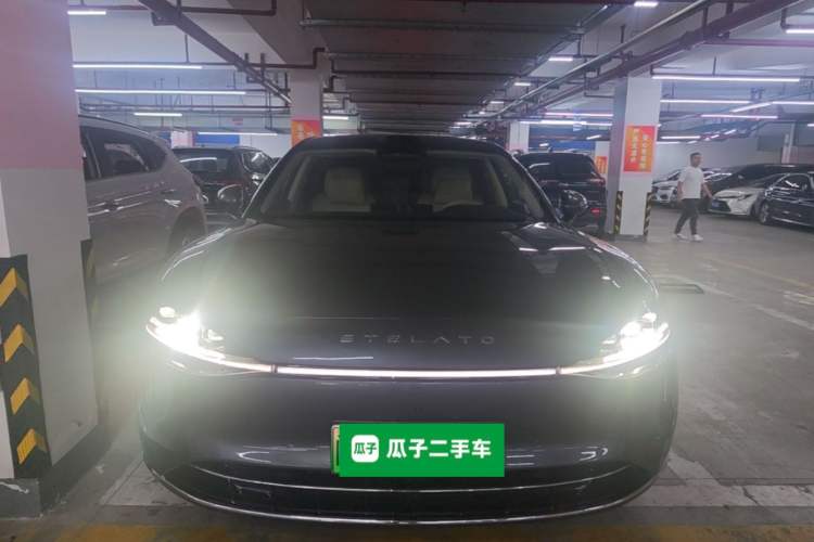 AITO Stelato S9 2025 — 2