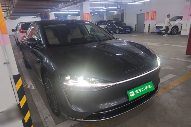 AITO Stelato S9 2025 — 3