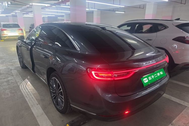 AITO Stelato S9 2025 — 4