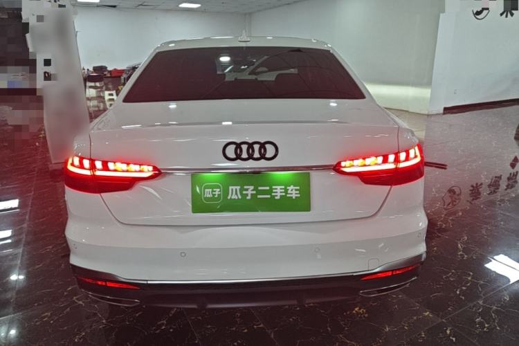 Audi A4 2022 — 5