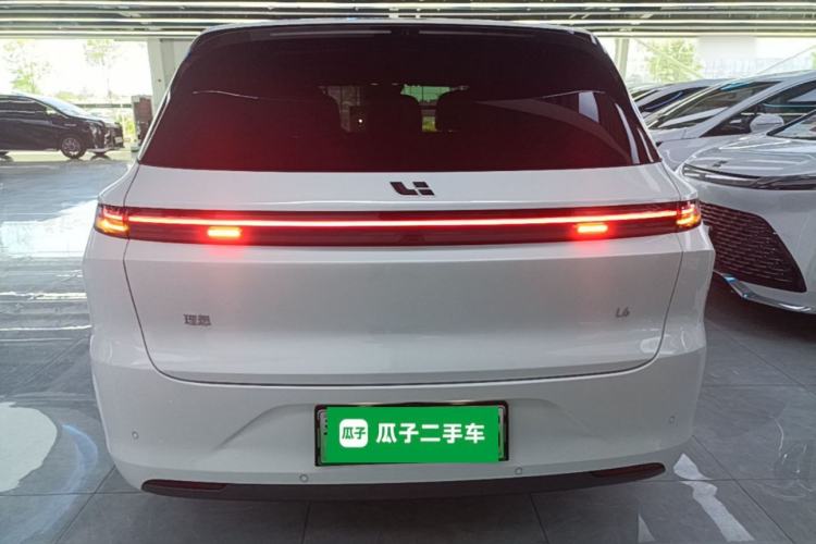 Li Auto L6 2024 — 5