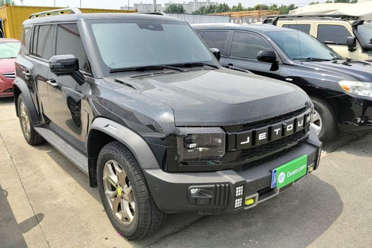 Jetour Traveler 2023 — 3