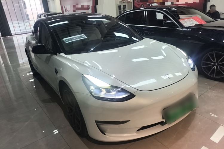 Tesla Model 3 2021 — 3