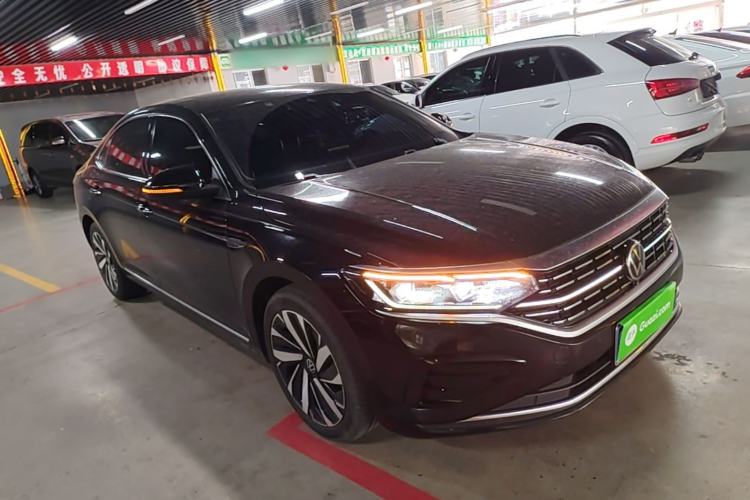 Volkswagen Passat 2023 — 3