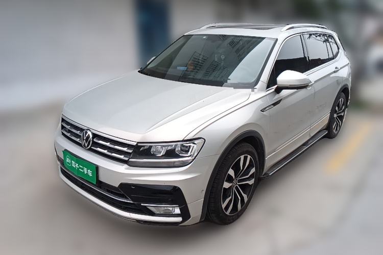 Volkswagen Tiguan L 2021 — фото 1