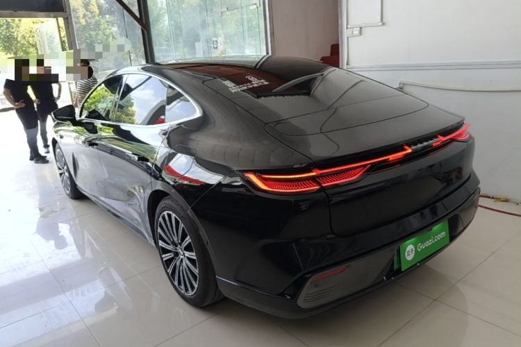 Geely Galaxy 8 2025 — 4