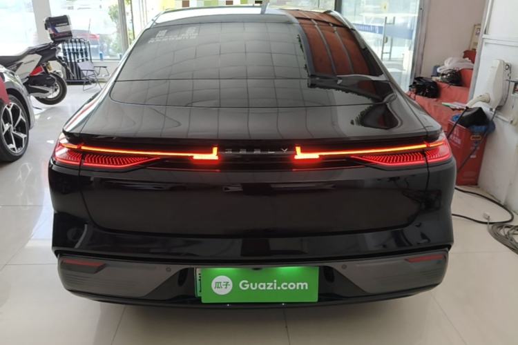 Geely Galaxy 8 2025 — 5