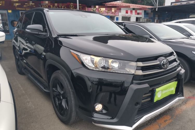 Toyota Highlander 2018 — 3