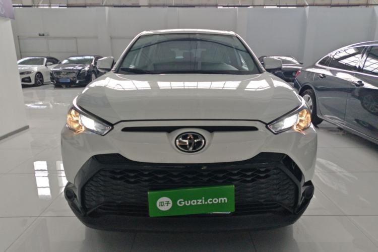 Toyota Corolla Cross 2022 — фото 2