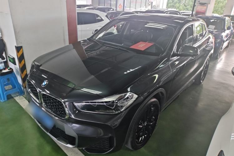 BMW X2 2023 — фото 1