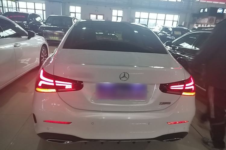 Mercedes-Benz A 200 L 2022 — 5