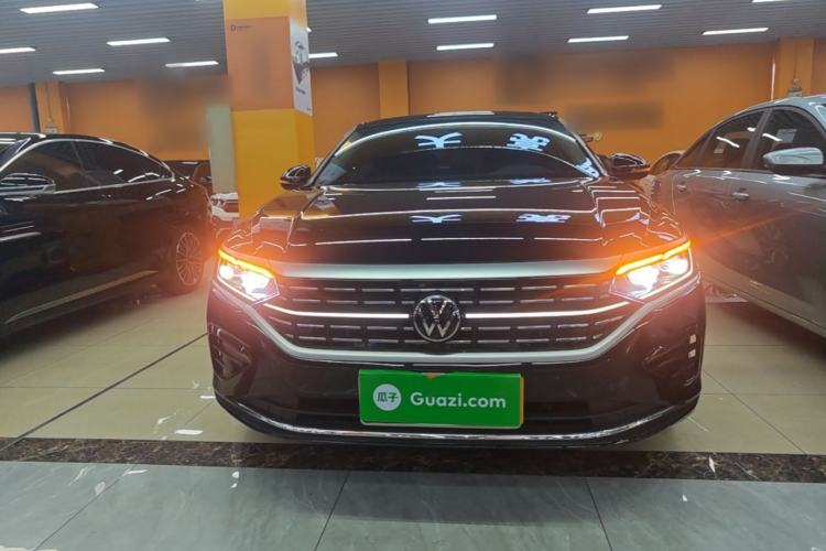 Volkswagen Passat 2023 — 2