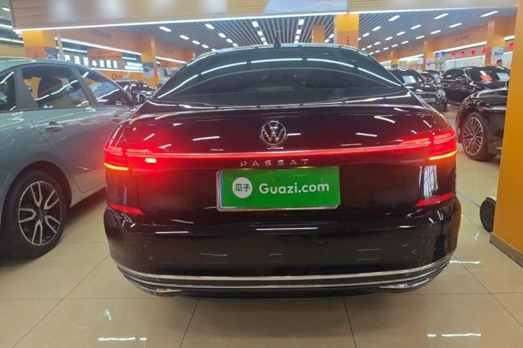 Volkswagen Passat 2023 — 5