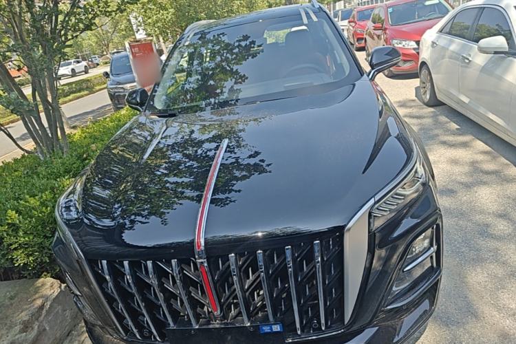 Hongqi HS5 2025 — 2