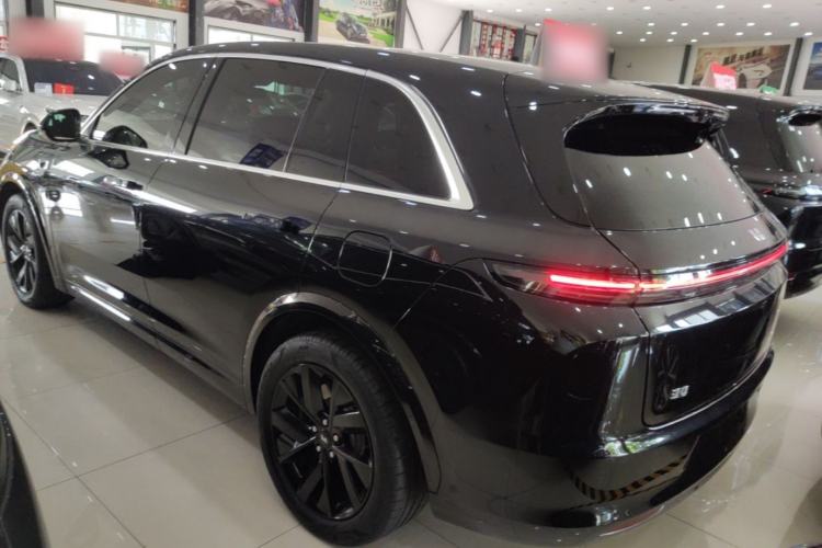 Li Auto L7 2023 — 4