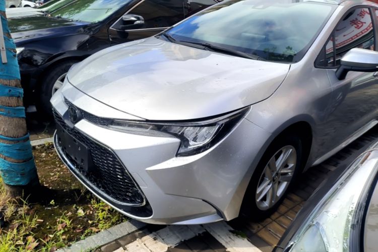 Toyota Corolla 2021 — фото 1
