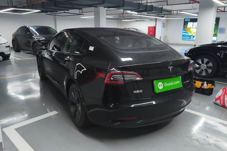 Tesla Model 3 2021 — 4