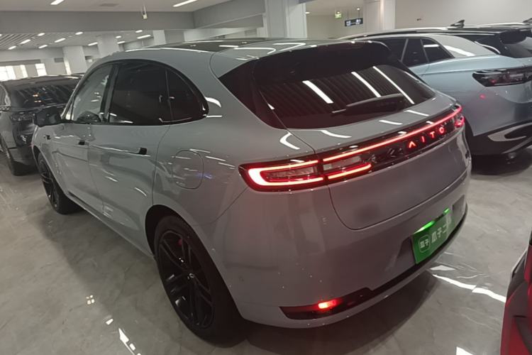 AITO M5 2025 — 4