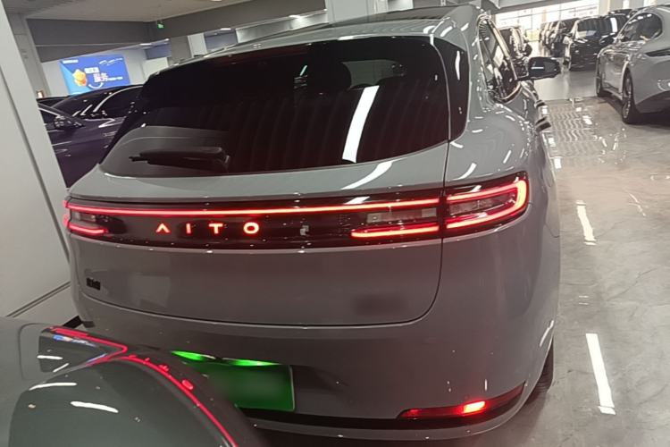 AITO M5 2025 — 5