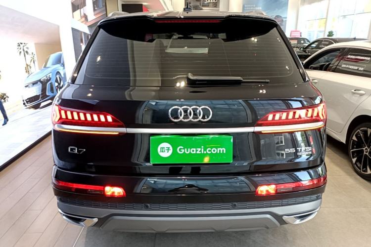 Audi Q7 2021 — 5