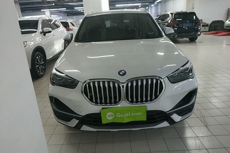 BMW X1 2022 — 2