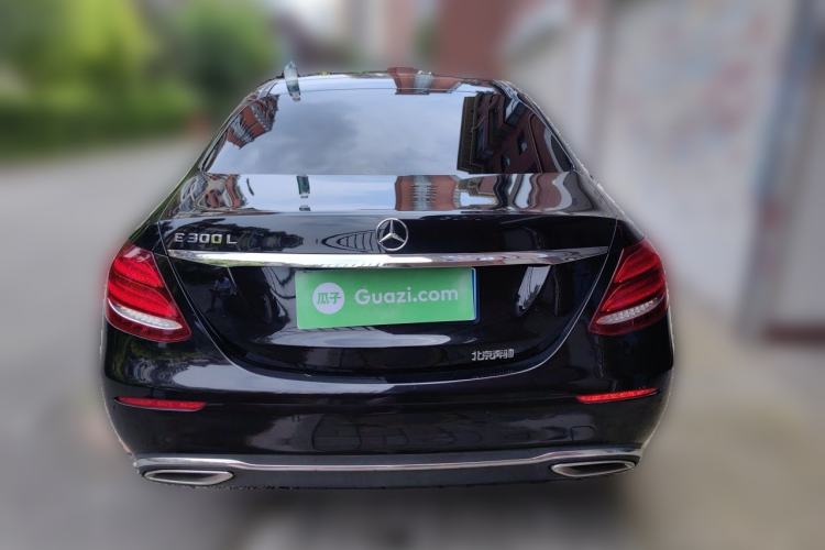 Mercedes-Benz E 300 L 2020 — 3