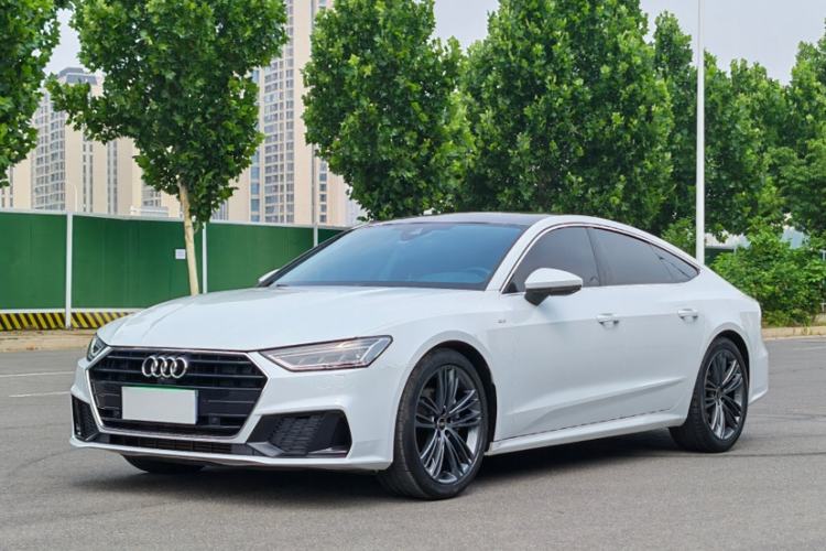 Audi A7 2023 — фото 1