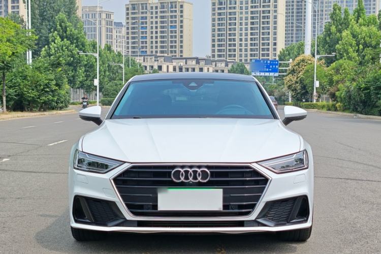 Audi A7 2023 — фото 2