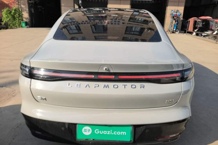Leapmotor B01 2025 — 5