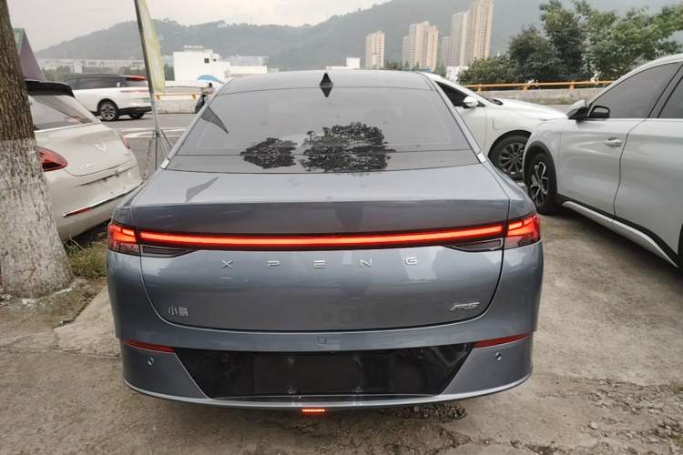 XPeng P5 2024 — 5