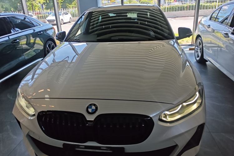 BMW 120i 2021 — фото 2
