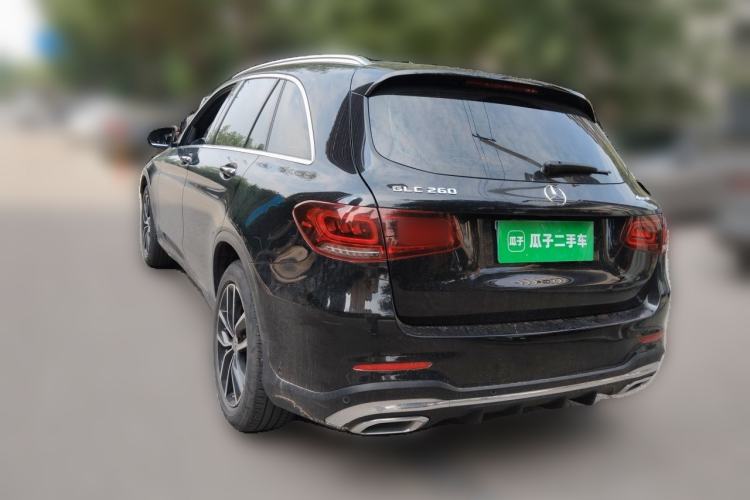 Mercedes-Benz GLC 260 L 2020 — фото 4