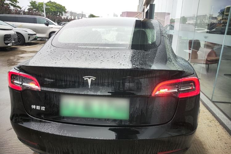 Tesla Model 3 2022 — 5
