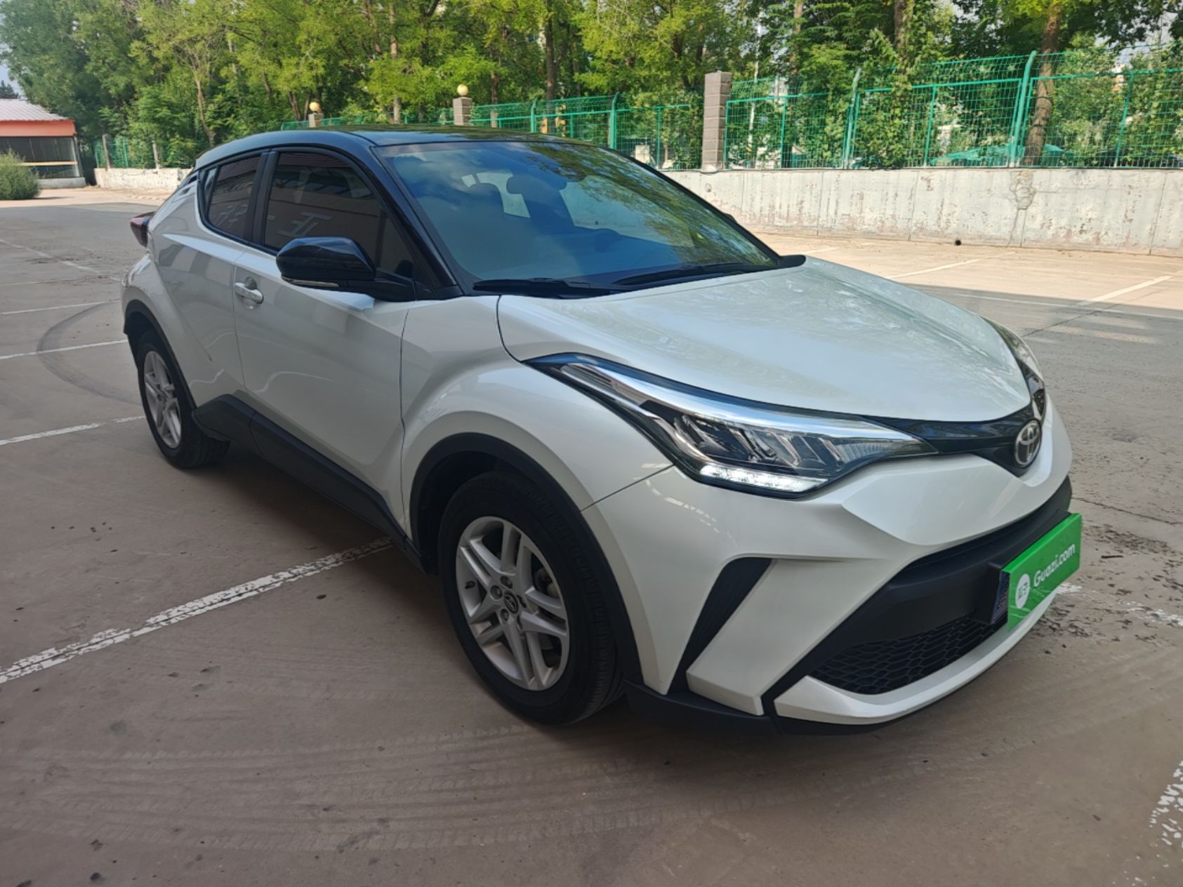 Toyota C-HR 2021 — фото 3
