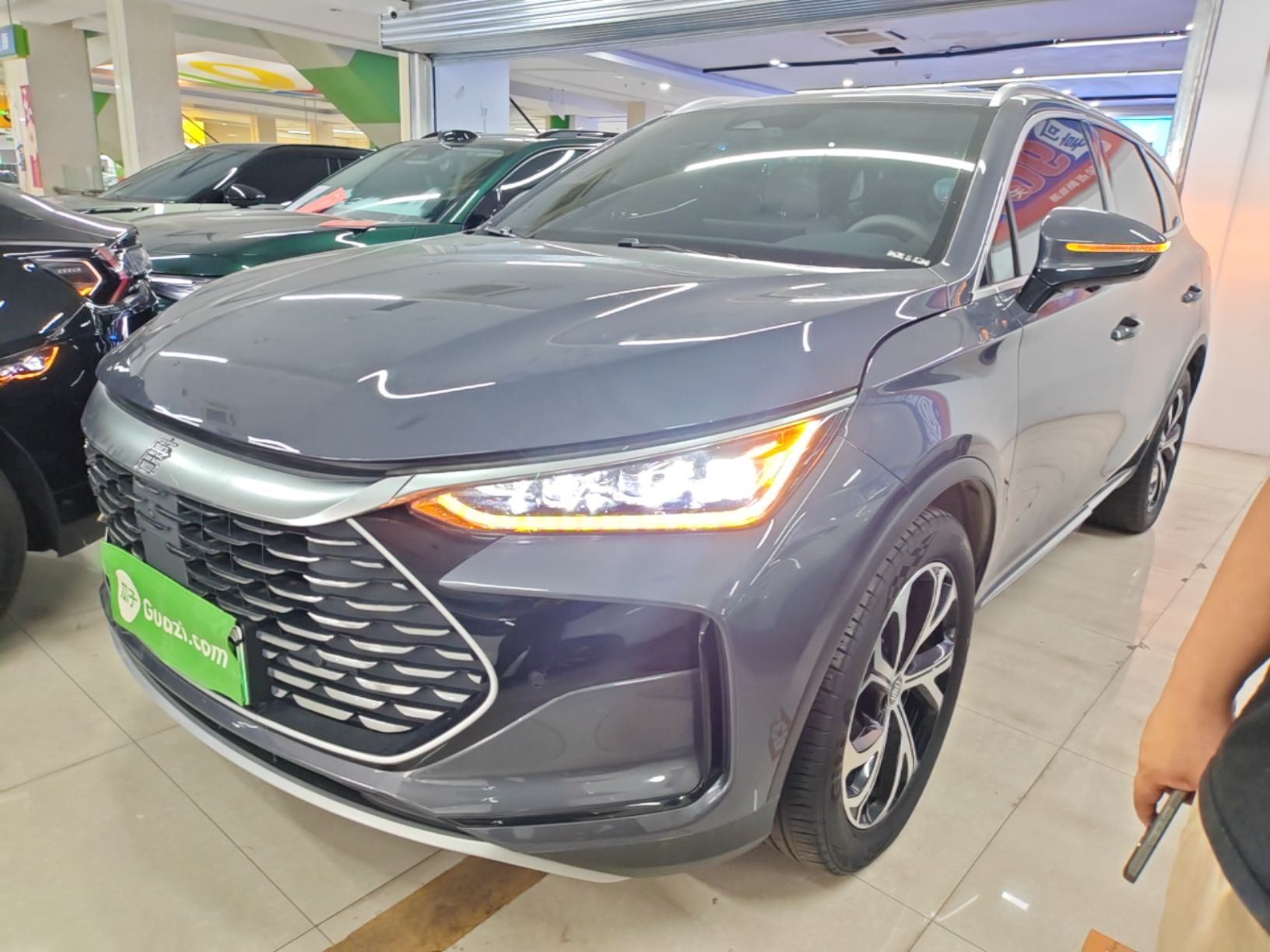 BYD Tang 2025 — фото 1