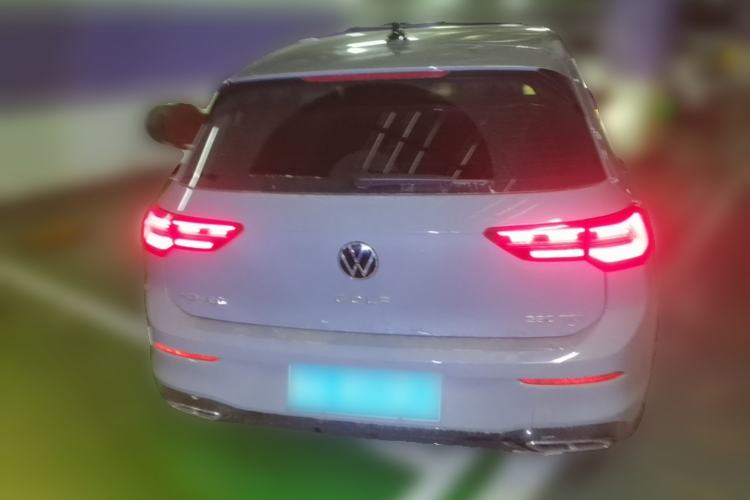 Volkswagen Golf 2023 — 5
