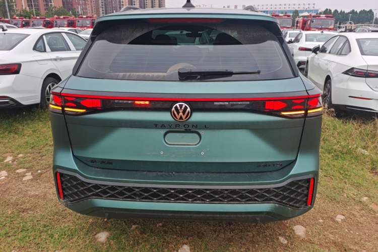 Volkswagen Tharu 2025 — 5