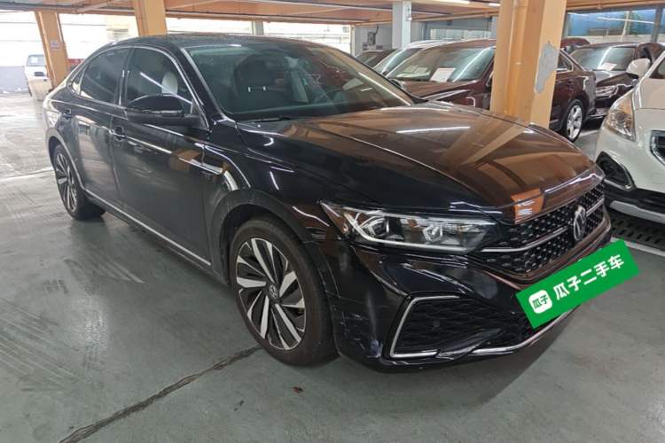 Volkswagen Passat 2022 — 3