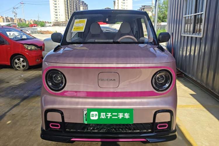 Geely Galaxy Panda 2025 — фото 2