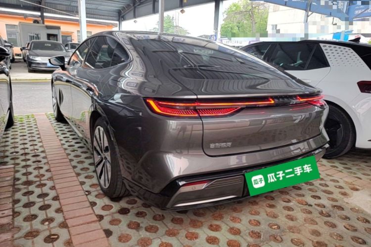 Geely Galaxy E8 2024 — 4