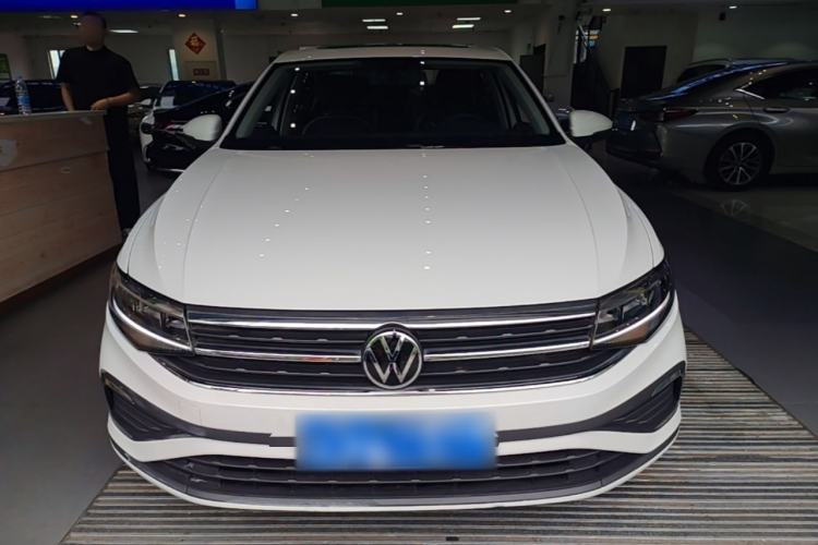 Volkswagen Bora 2023 — 2