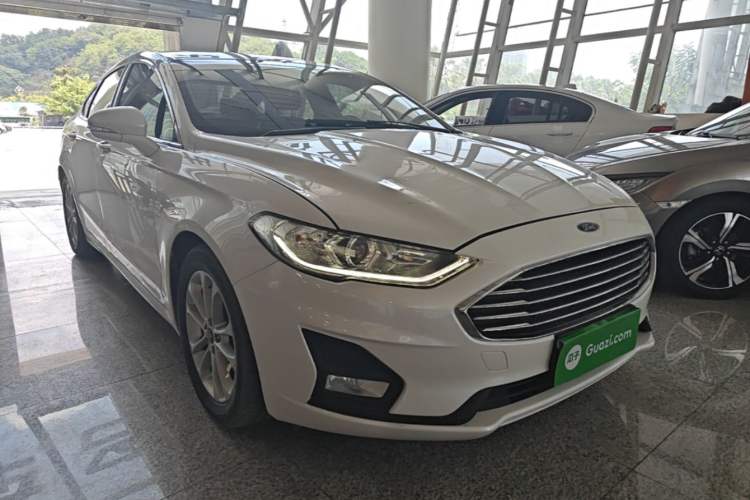 Ford Mondeo 2020 — фото 3