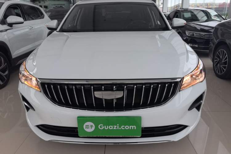 Geely Emgrand 2025 — 2