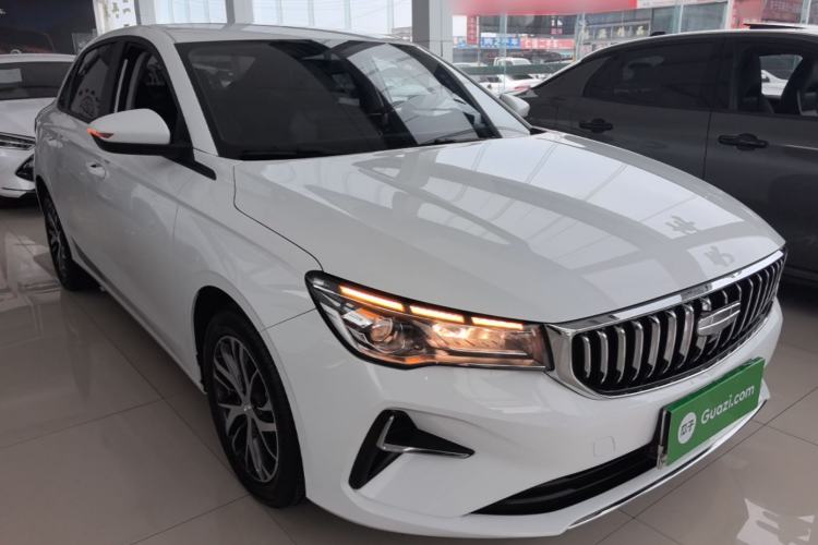 Geely Emgrand 2025 — 3