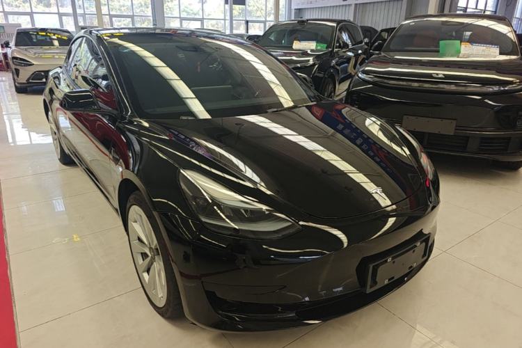 Tesla Model 3 2022 — 3