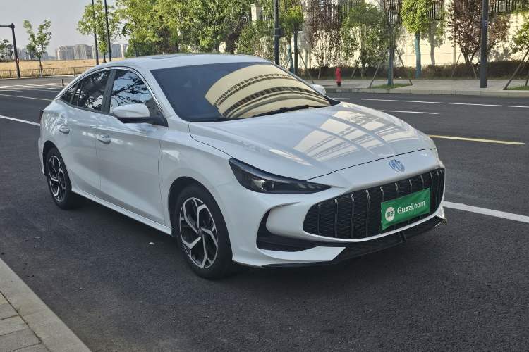 MG MG5 2025 — 3