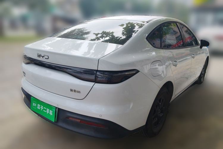 BYD Seal 05 DM-i 2025 — фото 4