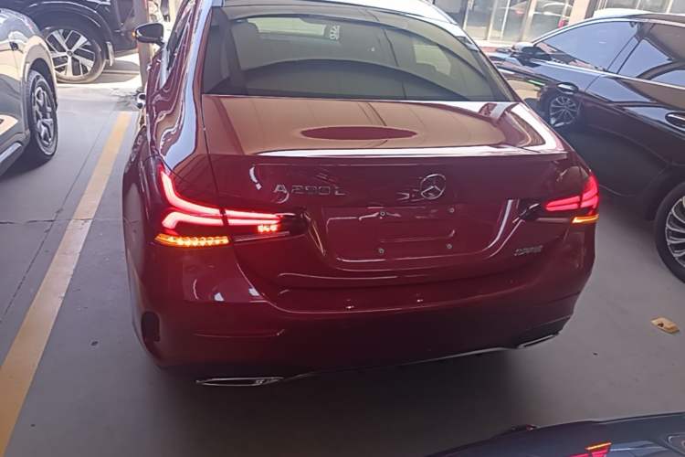 Mercedes-Benz A 200 L 2020 — 5