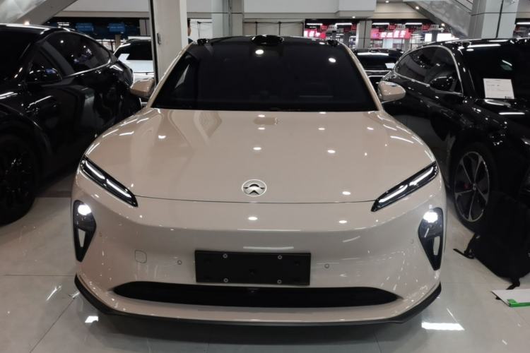 NIO ET5T 2024 — 2